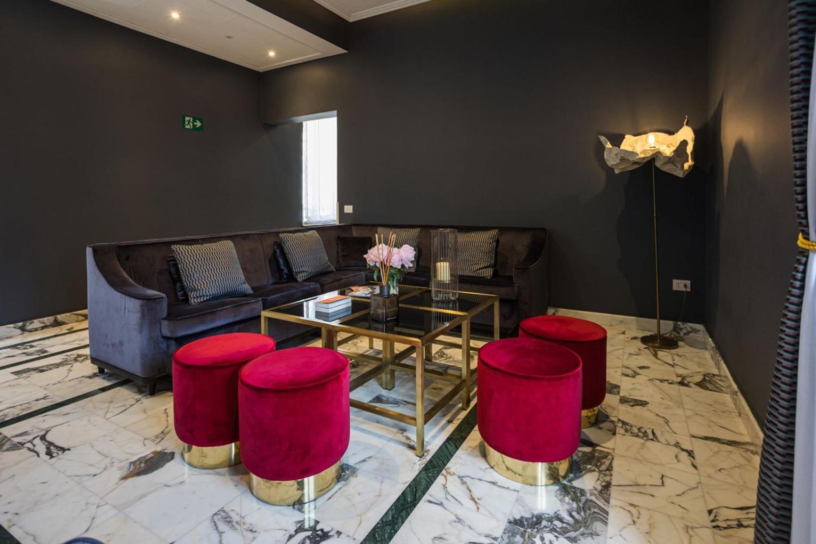 Boutique Hotel Metro 900 Napoli Eksteriør billede